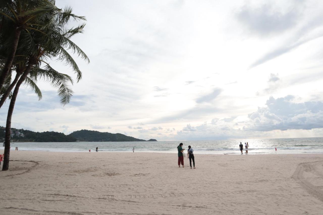 I Dee Hotel Patong Esterno foto