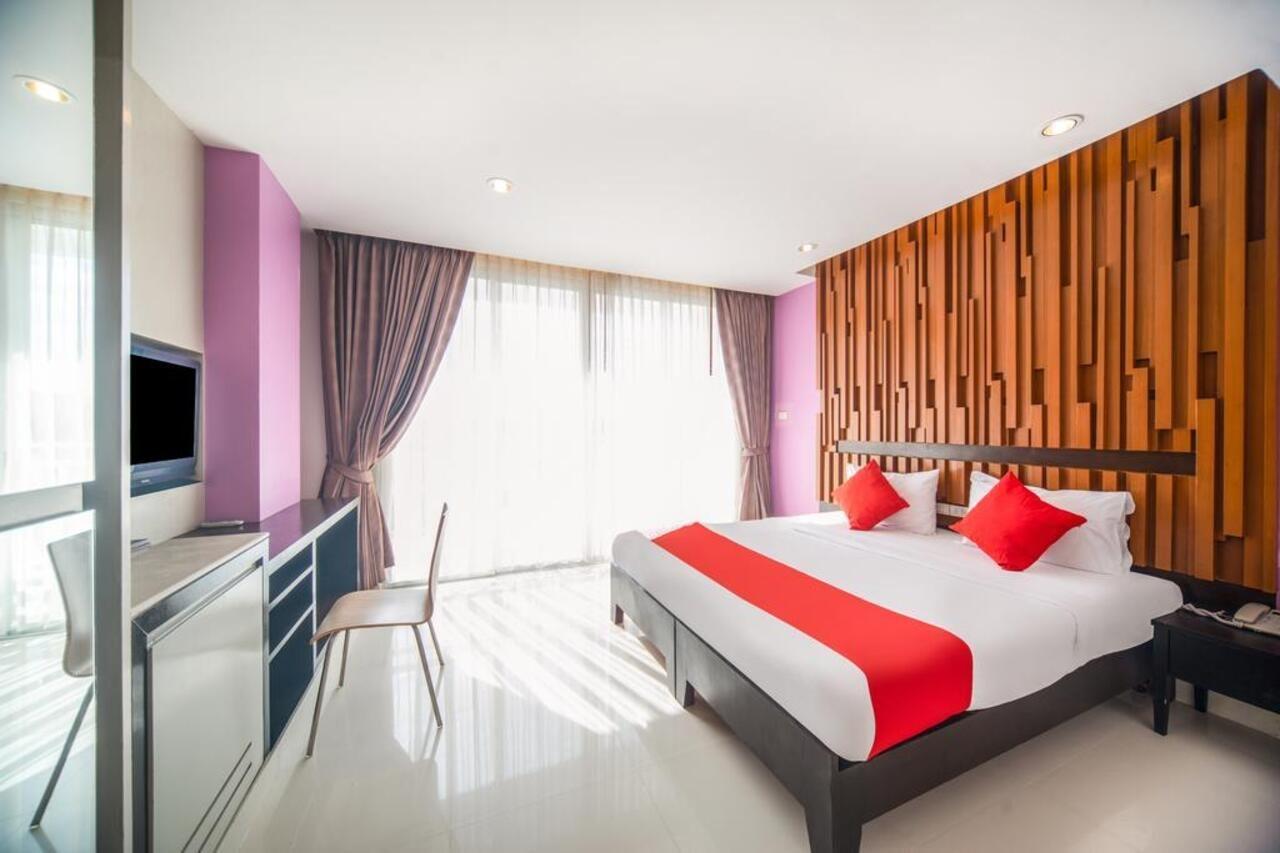 I Dee Hotel Patong Esterno foto
