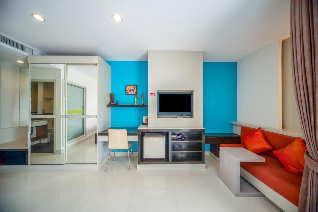 I Dee Hotel Patong Esterno foto