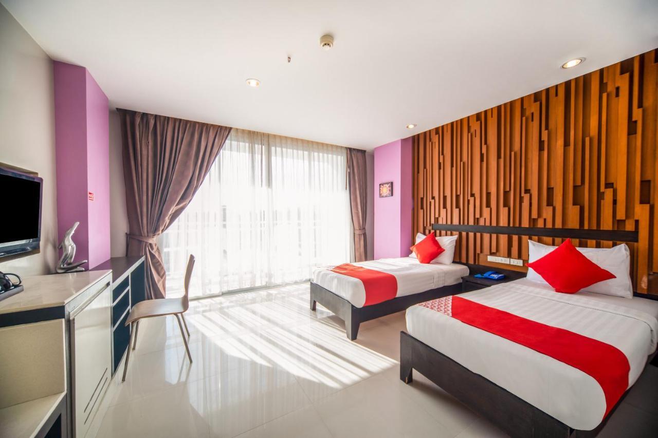 I Dee Hotel Patong Esterno foto
