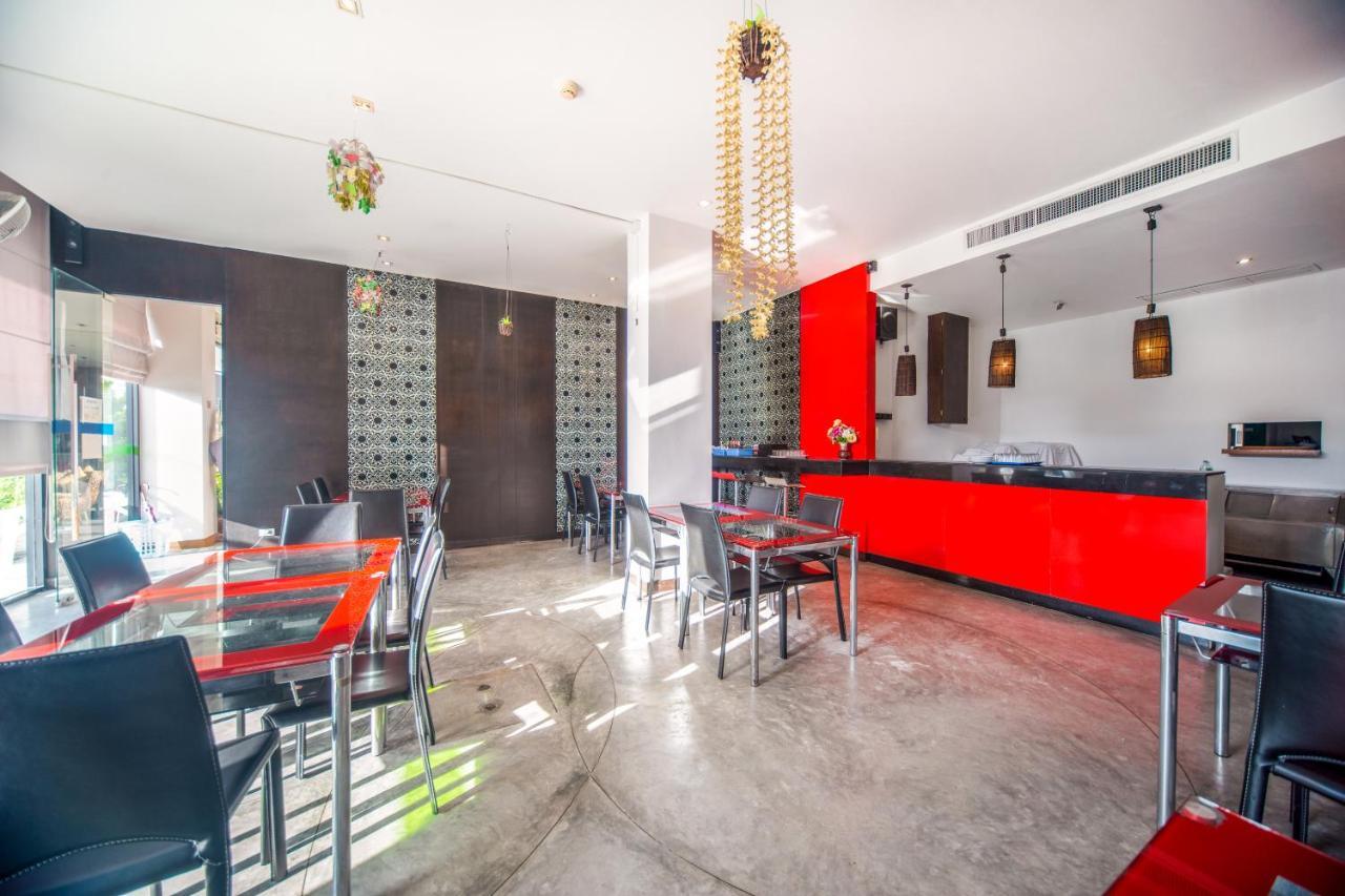 I Dee Hotel Patong Esterno foto