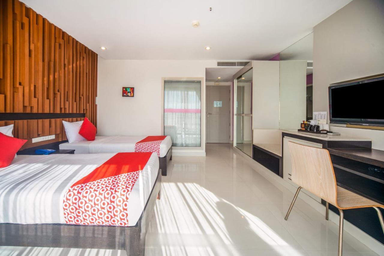 I Dee Hotel Patong Esterno foto